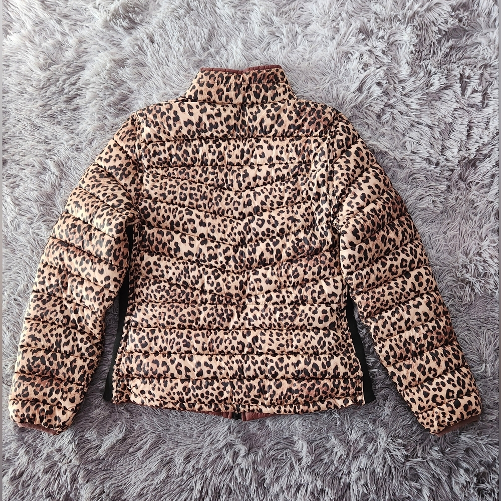 Reversible Leopard Print Puffer Jacket - Picture 3 of 11